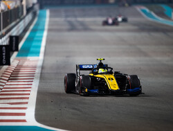 Sprint Race:  Ghiotto powers to victory in final F2 race of the season